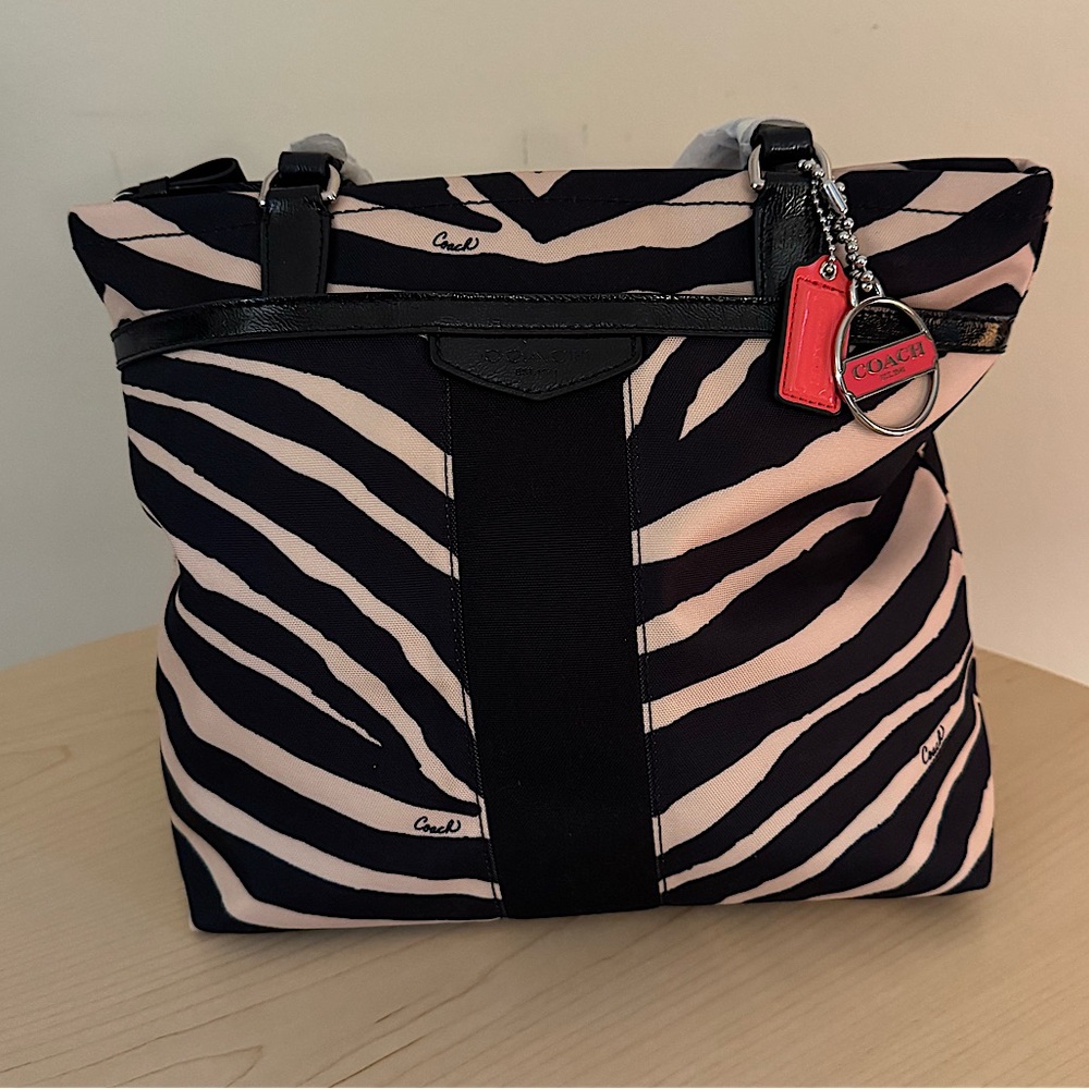 Coach Zebra Stripe Black Cream Canvas Tote Shoulder Bag New with Tags 2013 - Picture 3 of 12
